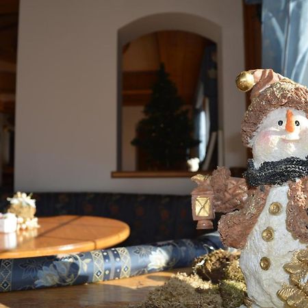 Hotel Villa Aurora San Martino Di Castrozza Esterno foto