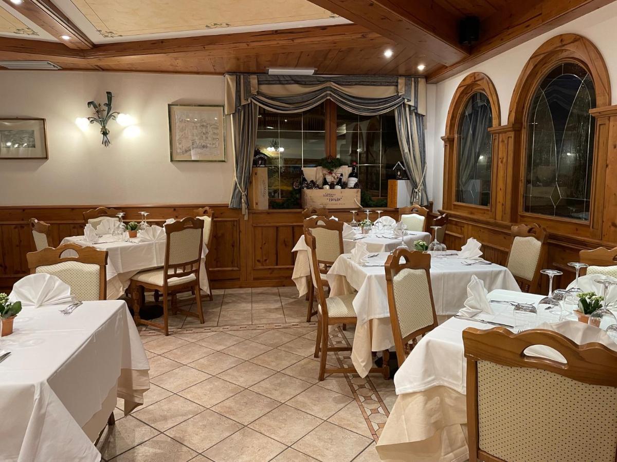 Hotel Villa Aurora San Martino Di Castrozza Esterno foto