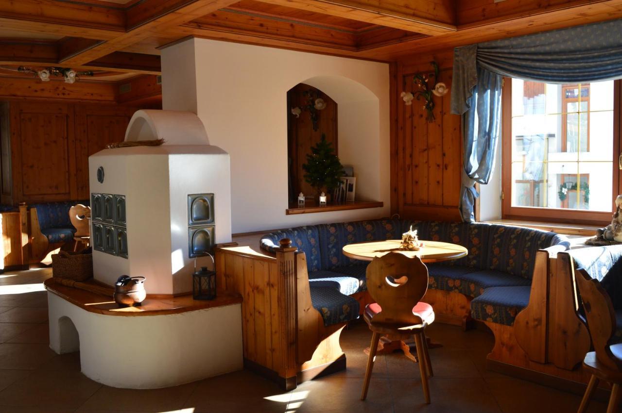 Hotel Villa Aurora San Martino Di Castrozza Esterno foto