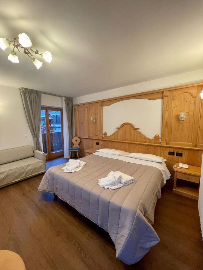 Hotel Villa Aurora San Martino Di Castrozza Esterno foto