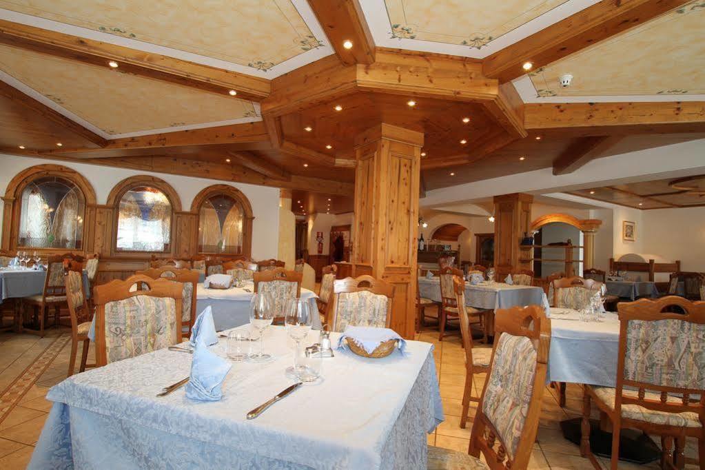 Hotel Villa Aurora San Martino Di Castrozza Esterno foto