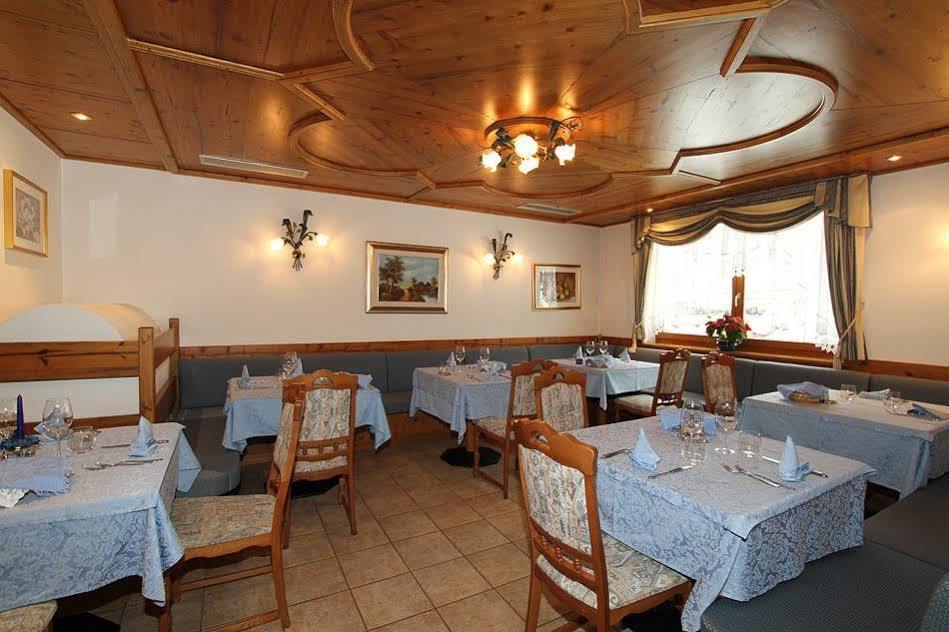 Hotel Villa Aurora San Martino Di Castrozza Esterno foto